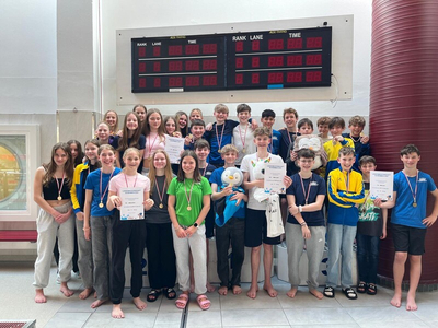 mannschaft schwimmen